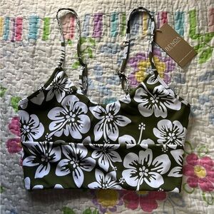 Benoa Active Tank in Green Batik